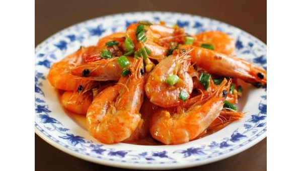 家常油焖大虾做法鲜香入味三步搞定