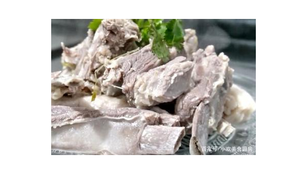 家常炖羊肉的鲜香秘诀与软烂技巧