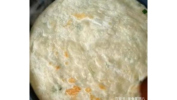 家常葱油饼的酥香秘诀与详细制作步骤
