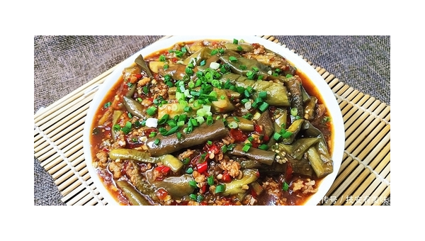 鱼香茄子家常做法 鲜香下饭超简单